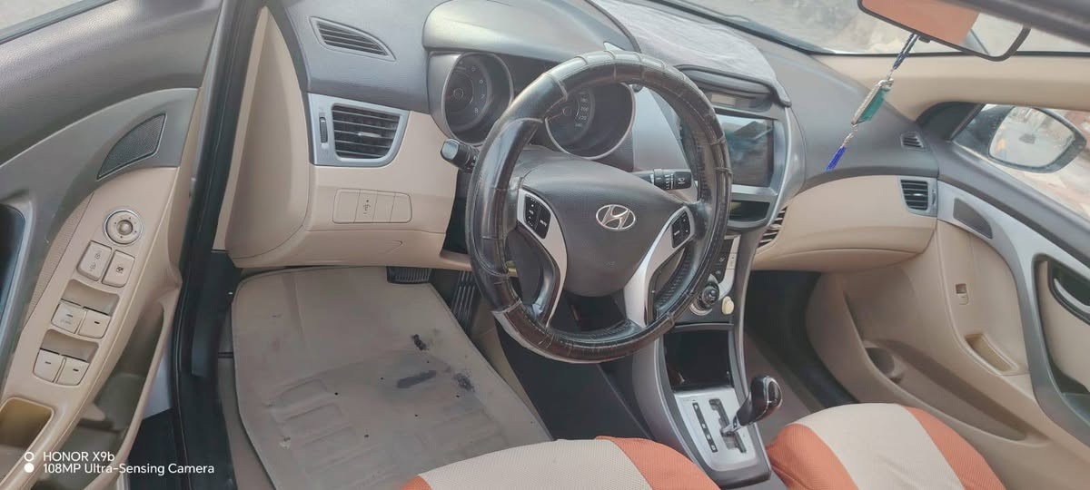 النتره خليجي موديل 12 بسمي رقم بغداد فول مواصفات  السياره مكفوله كير اومكينه اوحداديه اوكهربائيات اوتبربد ما ناقصه شي السعر 105 اوبيه مجال مكان السياره بل كوت  ***********

