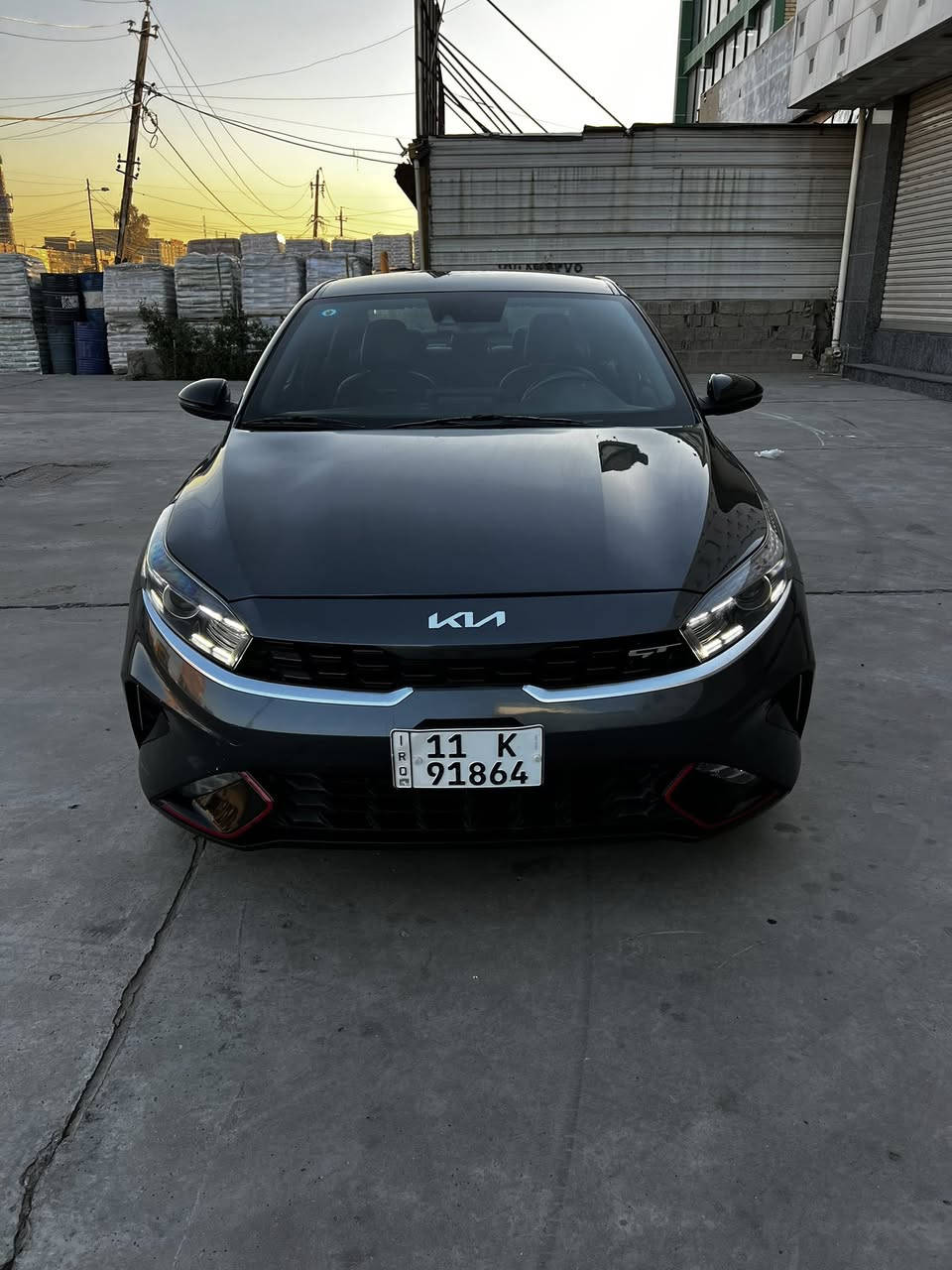 السلام عليكم 
فورتي 2023 جي تي لاين مكينة 2000 دوش ولكير ديسيتي دبل اكلج مو سيفيتي حادثها كما موضح بصور ربع بنيد بدون ارباك كلها ليبل واحد
المواصفات:
محرك 2000 دوش
كشنات جلد وقماش ومختم جيتي لاين
ستيرن D رياضي
رادار امامي وخلفي
رادارات جانبية بالمري
شاشة كبيرة ابل كار بلي + اندرويد اوتو
كامرة دوارة 360 درجة
بصمة تشغيل + ابواب+ صندوق 
تشغيل عن بعد
لد نهاري بالايت
وبلوجكترات LED زنون
بكلايت لد
تحديد مسار وسياقة ذاتية
انارة ترحيب 
كروز سرعة 
 السعر 158  مكاني بغداد ***********  
ترهم مراوس أقل منها
