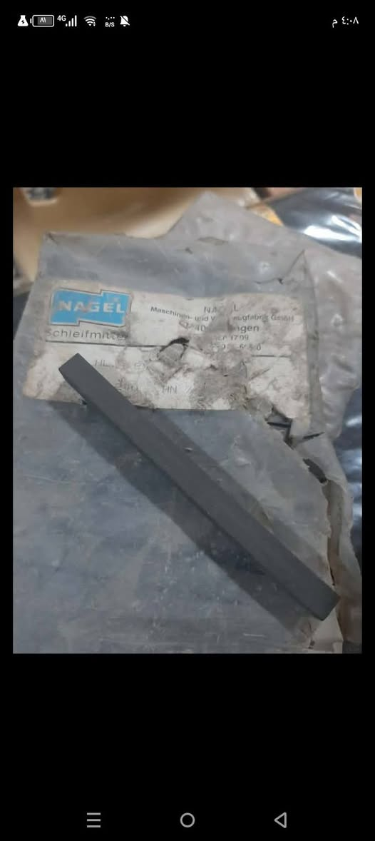 حجر بولش اصلي نعومه ١٥٠ سمك ٨ مليم طول ١٠٠  لبيع *********** موجود كل كيس بي ٥٠ قطعه لبيع
