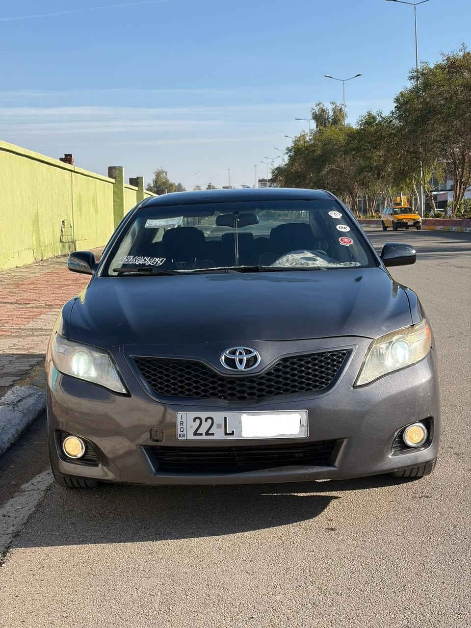 سلام عليكم 
كامري ٢٠١١
صبخ عام 
امامي خلفي كبس 
واكع قمرية علا صكف نص ها معجون  صابغي عام 
سيارة مابي دينار مصرف 
رقم جديد كوبون بنزين 
كير محرك خير من اللة 
بلدي سبورت 
سعر ٩٣ 
عنوان كركوك 
***********
