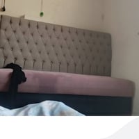 قنفة كابتونيه • قماش مخملي • بحالة جيدة