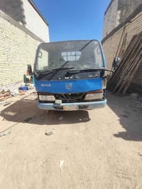 ازوزه موديل 2002 كير ومحرك كيه 3000 شاصي مكفول  رقم الماني بيه حصه كاز...