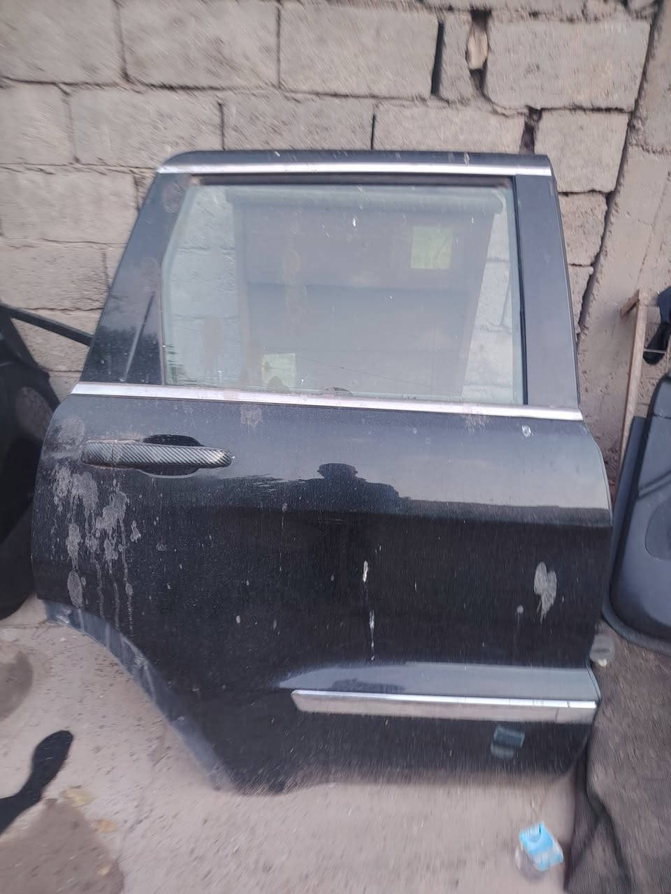 بيبان عدد ٤ وقبغ جنطة للبيع سعر القطعة ١٢٥ مكان الزعفرانية للعلم شخظ مابيهن ***********
