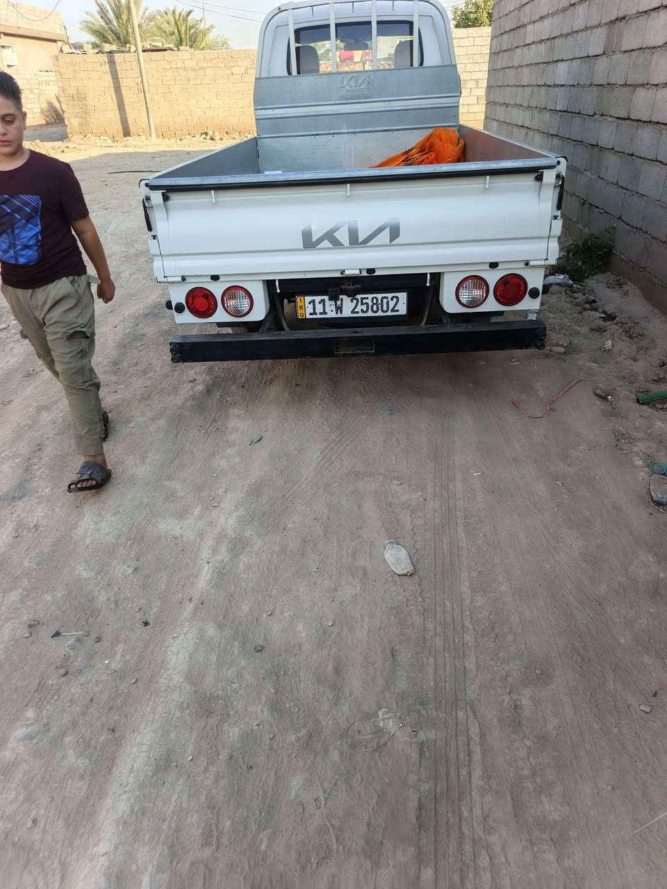 سلام عليكم كيه 23 رقم بغداد 
مكفولة كفالة عامه
كير محرك أكسل كفالا عامه
جام كهربائي 
كامل مواصفات رباكات 
شرط لسونار 
عنوان  ديالى خان بني سعد
***********
***********
