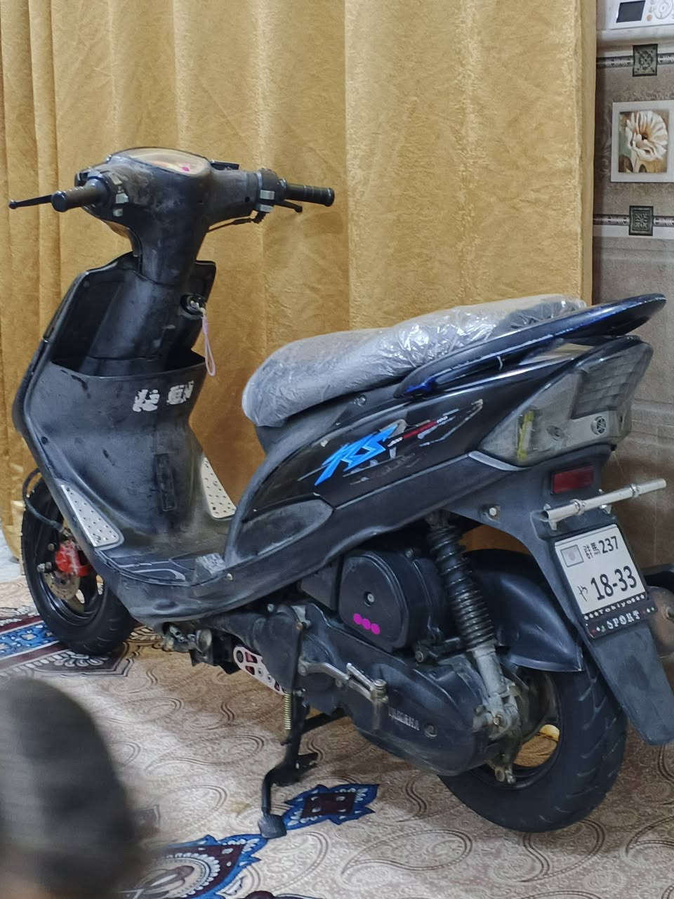 السلام عليكم ماكس موديل 2005 تخبل ختم واحد مكينه مامفتوحه وخرسه سعره 400وبيه مجال بسيط جدأ للاستفسار ‏ ‪***********‬‏‏
