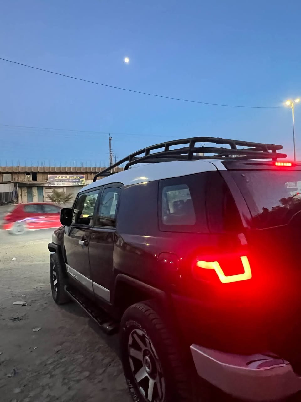 السلام وعليكم
اف جي
للبيع مراوس 
فور ويل
موديل ٢٠٠٧ محدثه
محرك 4000  كير محرك
تدفئه وتبريد
سنويه2026 رقم بغداد شرط تحويل
مصبوغه عام لجماليه صدر جديد
السعر135وبيها مجال
المكان سامراء لأستفسار اكثر***********
