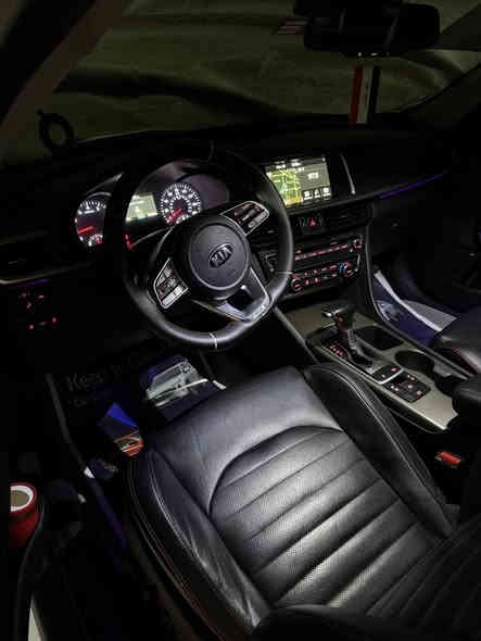 السياره جديده كلش وماكو sx بهيج نضافه 

كيا اوبتما موديل2019 فئه(sx) 

المواصفات
1.بانوراما (فتحه سقف)
2.رادار امامي للتوقف وبرمجه مع السياره القبلها 
3.رادار جانبي تنبيه عند الاجتياز
4.رادار خلفي
5.حساسات اصليه خلفيه
6.نظام صوت هارمن كاردن 13 سماعه 
7.لايت 4 عدسات خاص بفئه
8.لايت زنون عالي ناصي داينمك متحرك
9.كشنات جلد اصلي احمر واسود مع ختم علامه sx
10.الكشنات الاماميه فول كهرباءمغ تبريد وتدفئه
11.شاشه جبيره مع كامرا
12.ويل كب 18 اصلي مع فجوج احمر اصلي
13.نظام ترحيب عن الاقتراب من السياره
14.اضاءه محيطيه 7 اللوان 
15.هاند بريك بصمه
16.نظام اوتو هولد
17.تبريد امامي خلفي
18.شفتات بالمقود
19.انظمه قياده عدد 4 
20.نظام خروج عن المسار )lane departure)
21.ماسحات اوتو 
22.شاحن موبايل واير ليس
23.خاصيه رجوع وتقديم كشن  عن التشغيل والاطفاء
24.خزن كشن ميموري 
25.محرك 2000 تيربو 245 حصان
26.صندوك ذكي يفتح عن الاقتراب
27.بصمه 
28.تدفئه بالمقود
29.بكلايت لد 
30.دبل صلنصه مع دفيوزر رياضي 
عداد المسافه 59 
السعر. 177

***********
