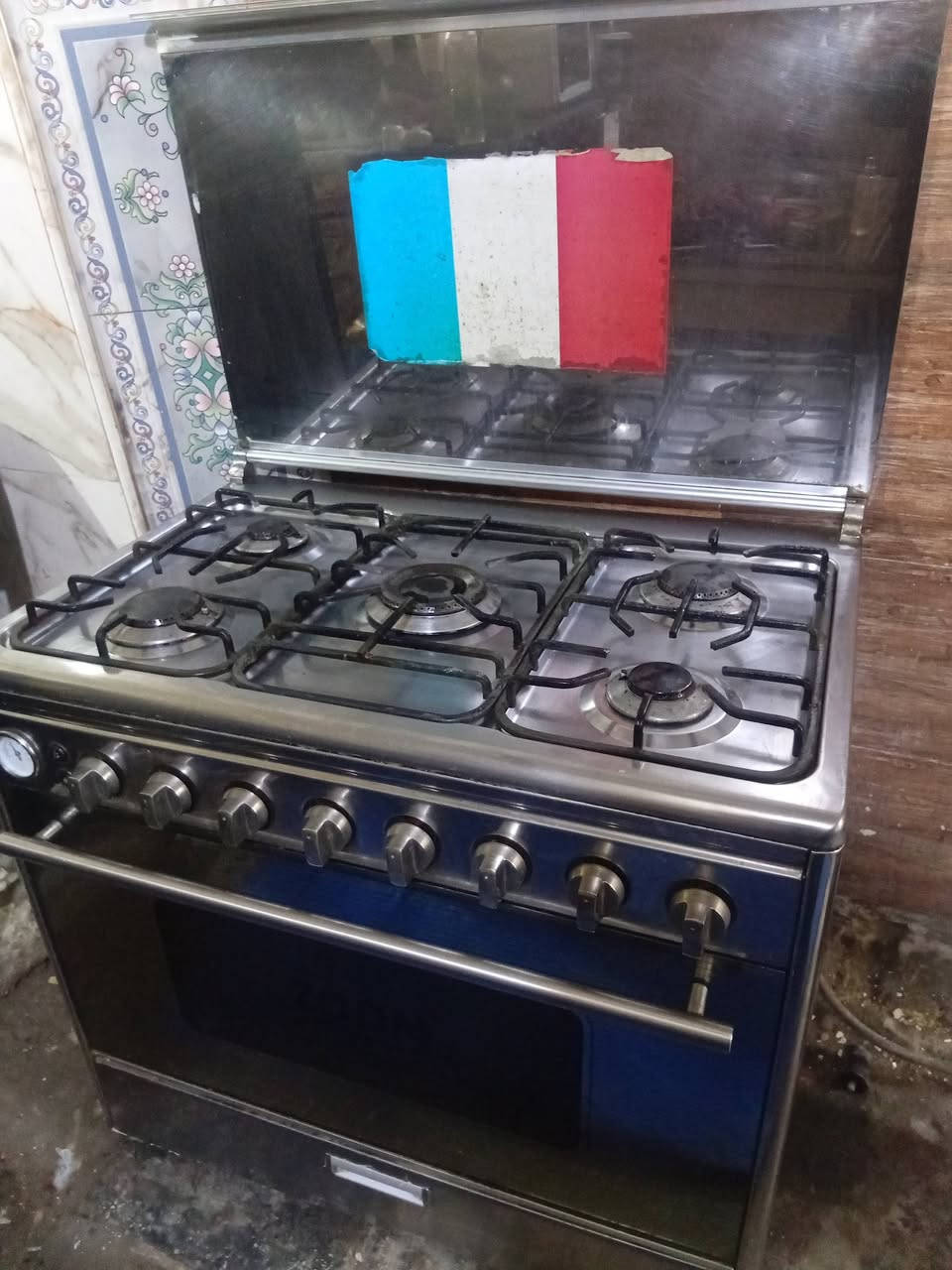 طباخ  سعر 200 وبي مجال جدا نضيف
العنوان شارع فلسطين


**إذا كنت صاحب هذا الإعلان وتريد حذفه لأي سبب، رجاءا أرسل رسالة إلى الدعم الفني**