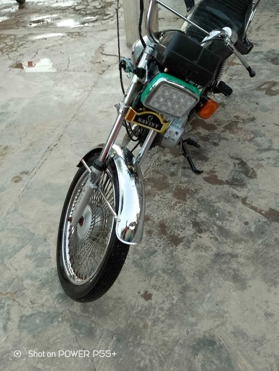 السلام عليكم تايكر موديل 21 اوراق كامله 5اوراق مكينه خير من الله صوته ما تسمعه كهربائيات شغاله عوزه ترتيب بسيط شراي وتريده تشلع عيوني ادور اسعار ما تفيدك
مكاني واسط الدبوني 
***********
