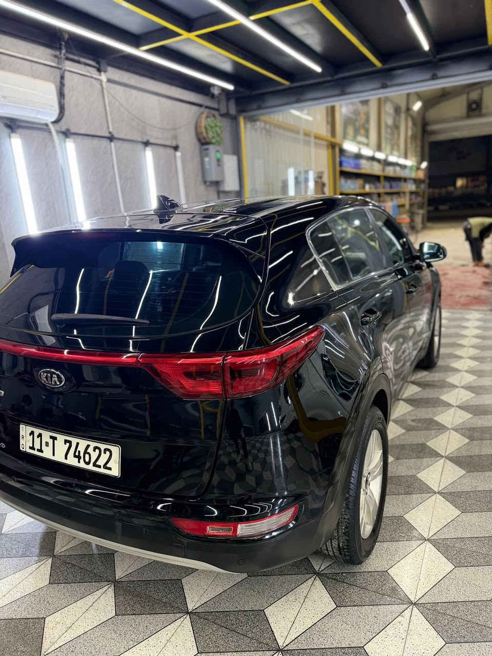 السلام عليكم
كيا سبورتج 2018  

محرك 2400 GDi

تبريد قطعتين

رقم بغداد جديد بأسمي 

***********

مكان السيارة بغدادشارع فلسطين

السعر 145 ورقه
