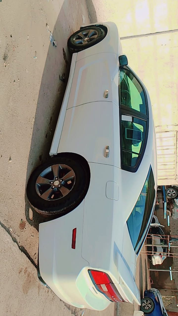 السلام عليكم جارجر 2013 مكينه 3600 بيهة 3قطع جاملغات امامي وبنيد صبغ وبيهة صوت بلاكسل السعر 135 وبيهة مجال مكان السياره بغداد اني مكلف بلنشر تفاصيل اكثر اتصل ***********
