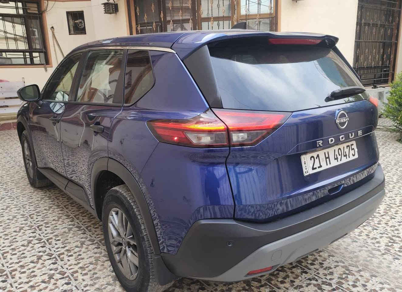 سلام عليكم
نيسان روج
موديل2023
لون جويتي
محرك1500 تيربو 
حادثخه بسيطه مقدمه البنيد فقط
كفاله من شاصي واللغد

السياره جديده ونضيفه نقص برغي مابيها 
رقم سليمانيه تحويل ثاني يوم
رقم  سنويه حديد
فحص وهزه جديد
معروفه مواصفاتها
السعر ١٥٨ وبيها مجال 
مكاني بغداد 
*********** بغداد, العراق
