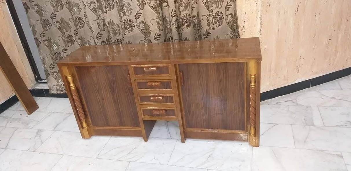 غرفه مستعمله تسكام درجه أولى بسعر مناسب ***********
