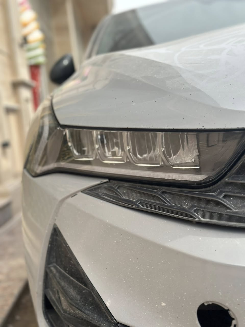 زوج لايتات k5 امريكي 4 عدسات السعر 400 الف مكاني البصره ***********
