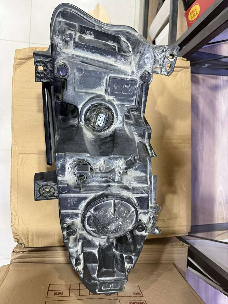 سلام عليكم
زوج لايتات  مال  2019. 
واحد اصلي واحد تجاري
***********
