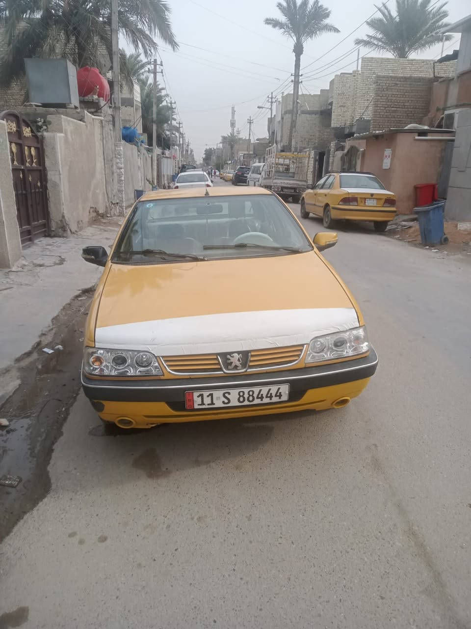 السلام عليكم اخوان بيجو روى 16تخم تاير جديد الصدر جديد كير ومكينة ترايك البصرة اللة وكيلك عضمتة حلو السعر التصال ع الرقم ***********
