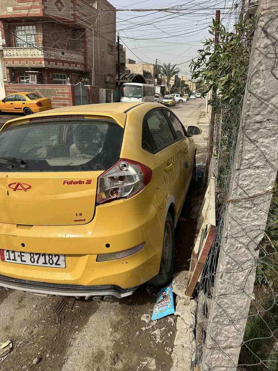 السلام عندي شيري مكينه بيها بخار والكير عل بك ميجي السياره حلوه بدون حادث صدر جديد تخم تاير جديد السعر ١٨ 
مكاني بغداد 
***********
