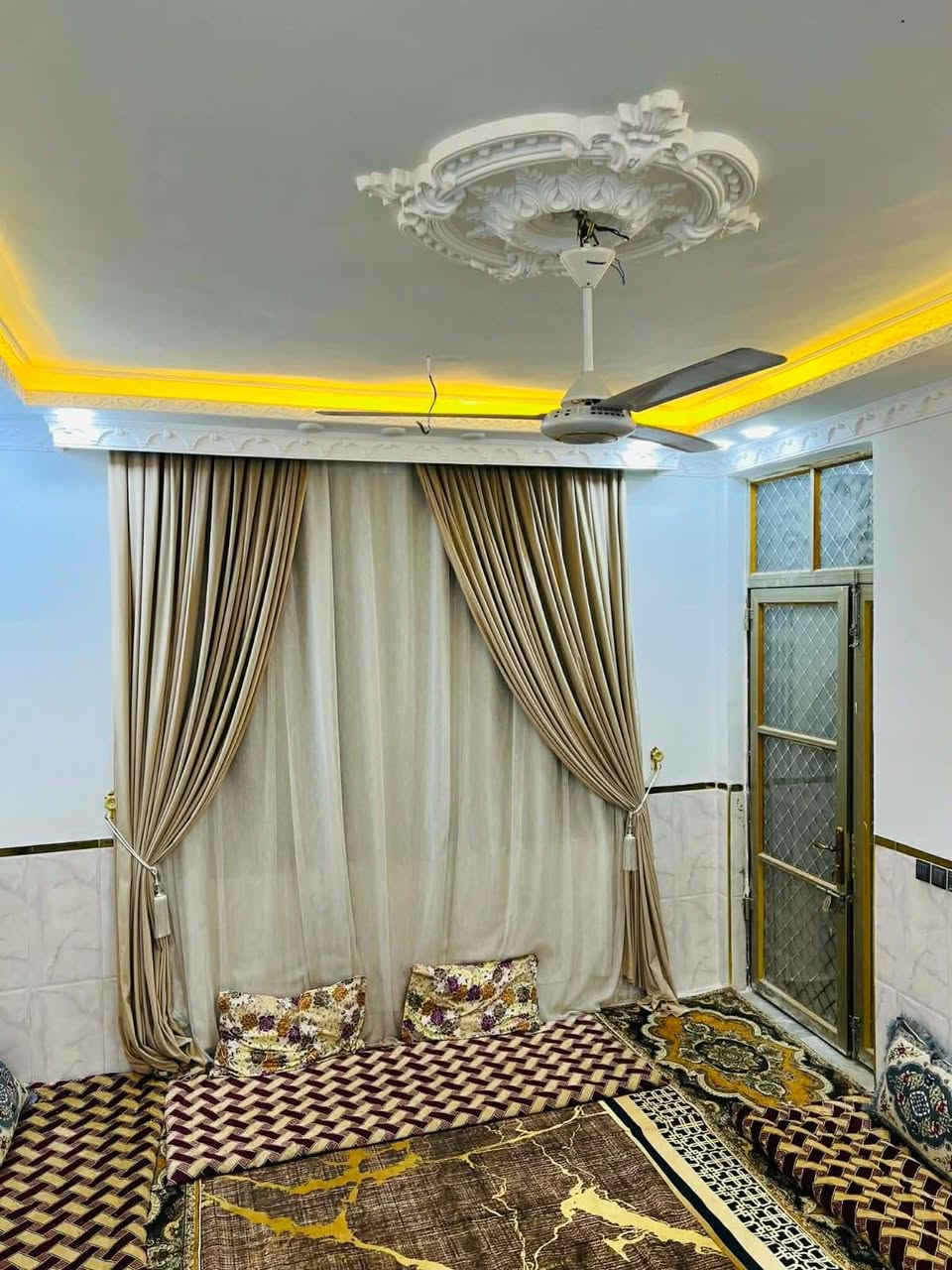 بيت لبيع   200 م🔥 سند 25

للبيع بيت  حله نادر الثانيه شارع كراغول نهايته قرب كافتريا ابو عمار 

🏡 تفاصيل العقار:

 • المساحة: 200 م²
. طابقين 
 • الواجهة: 13 م

 • النزال: 15 م

📞 للتواصل: ‏‪***********‬‏ (اتصال أو واتساب)
