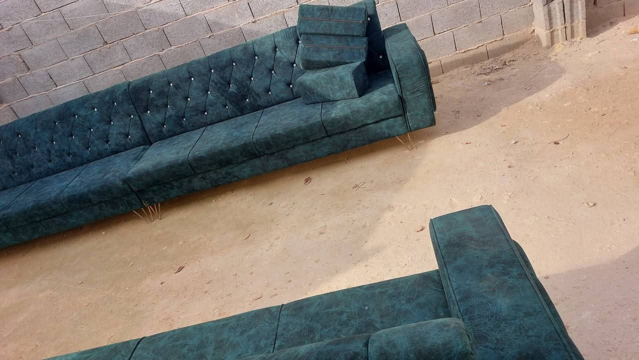 تخم قنفات فصال جديد مستخدم اقل الشهرين 
سفنج اصلي خشب حطاطه نوعيه جيده 
للبيع يرهم مده اقصاد نقد مناسبات جدا 
***********
