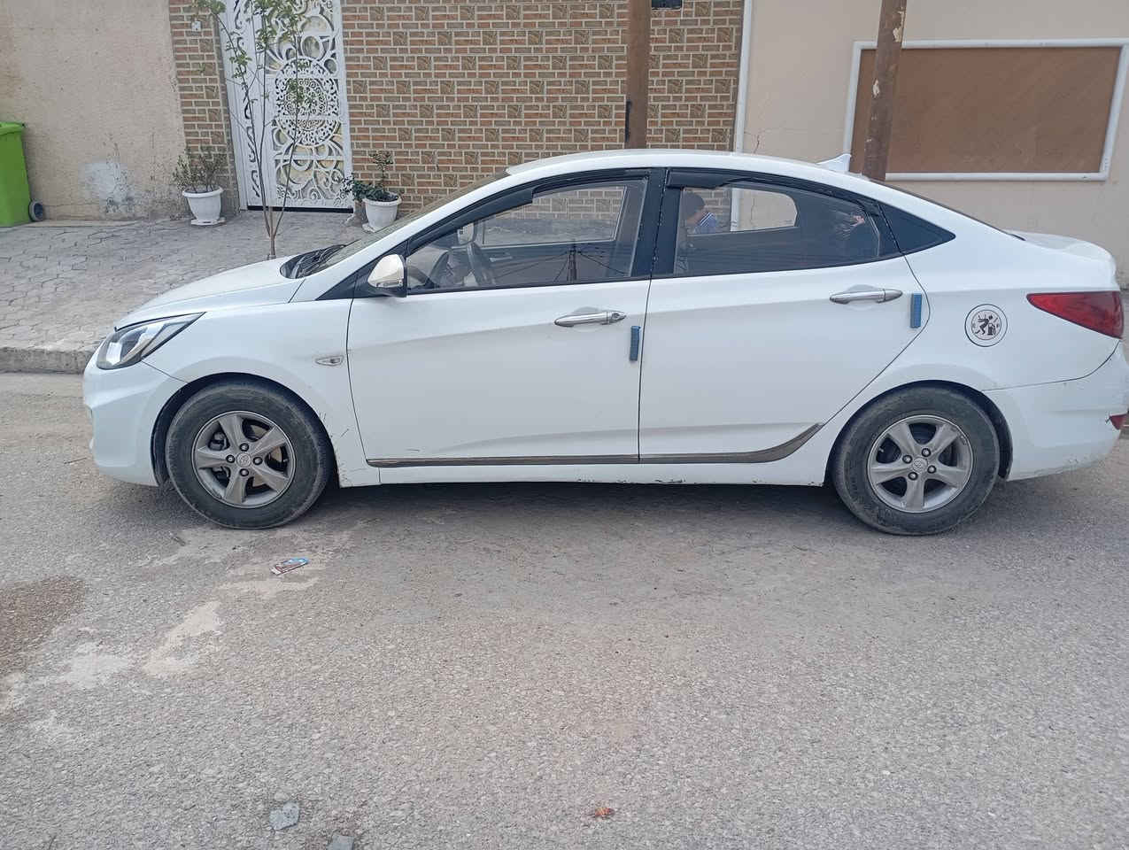 سلام عليكم اكسنت للبيع 2013 محرك 1600 أصل رقم النجف سيارة جاهزه سعر 82 وبية مجال مكاني النجف حي الوفاء تفاصيل اكثر اتصل ***********
