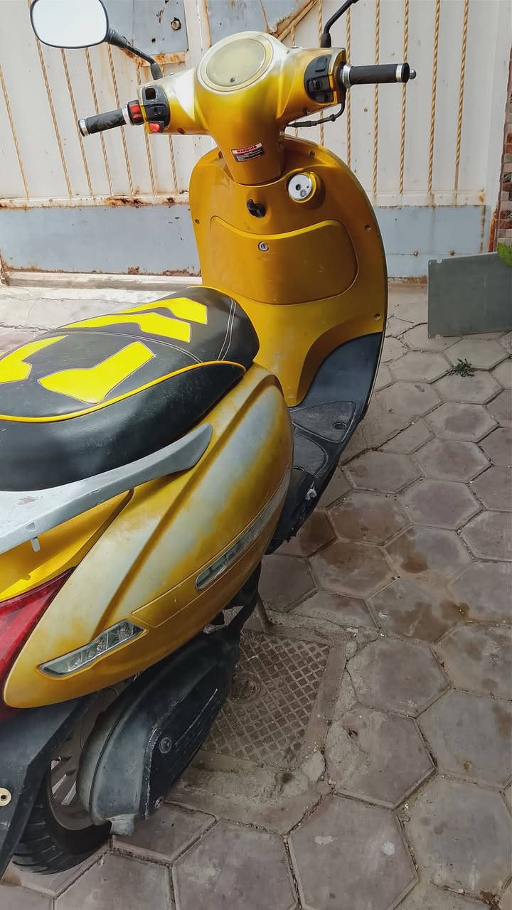 السلام عليكم
دراجه نوع ستيكر كلاسيك هندي كهربائيات كله شغاله محرك تجفيت كامله  محرك جديد السعر 350 للتواصل ***********
