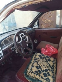 نيسان فور ويل • ٩٣ • رقم مثنى