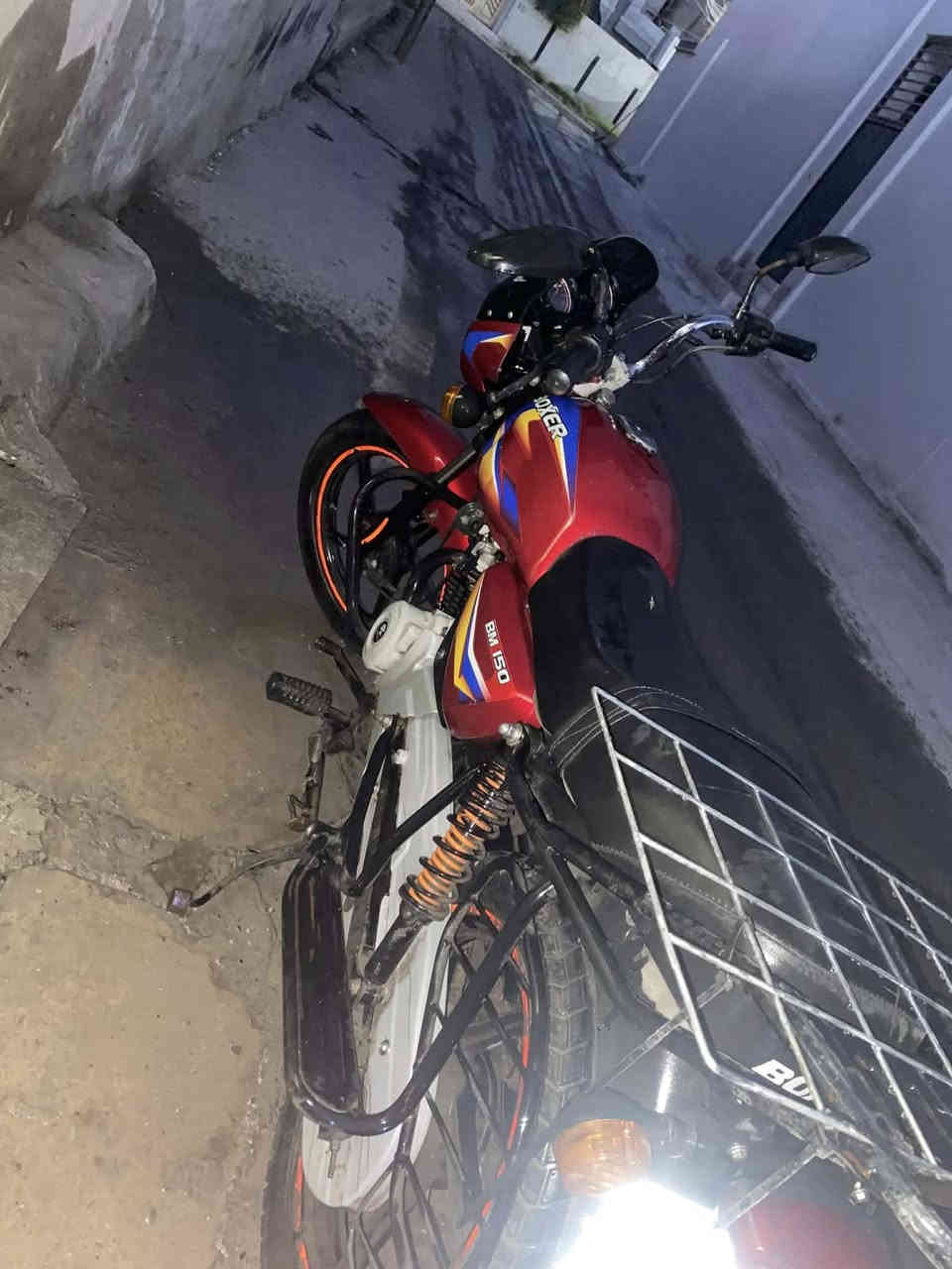 السعر 1800 مكاني الميثاق 

***********
