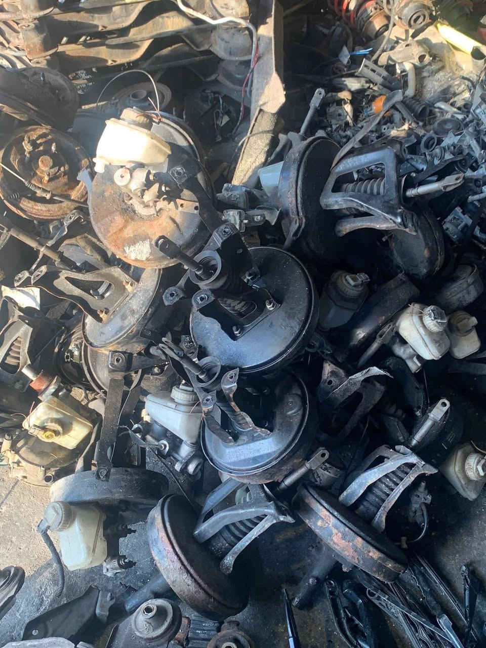 السلام وعليكم
*********** 

يتوفر أدوات خاصة بسيارات الاوپل حاويه الماني  (فكترا _استرا_كاديت )🚗🚐

ويتوفر اغراض تجاريه 🔩🔨
مع توفير خدمه توصيل إلى باب بيتك 🚚
العنوان موصل بيع المباشرة

#***********
