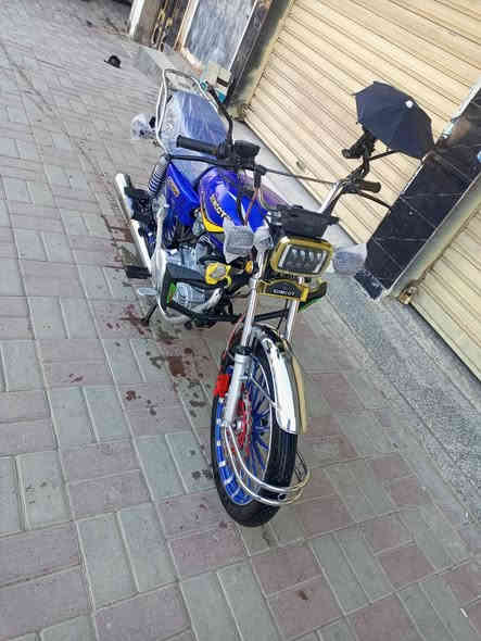 سلام عليكم
دراجه ايراني 2025
مكينه 250cc
كله شغال مكفول 
بصمه اشاير لايت 
عداد اكتروني 
كله شغال 
السعر مليون و100 وبي مجال 
ميعجبك السعر اعبر المنشور ولصير لوتي
***********
