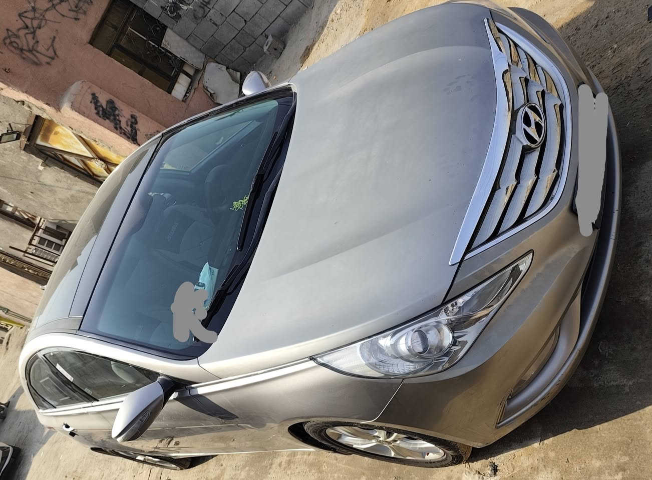 للبيع سوناتا 2014 (ادوات متومه)  بيه كصه سياره دخول جديد جاهزه تخم تاير تبريد حداده 52$
*********** واتساب
