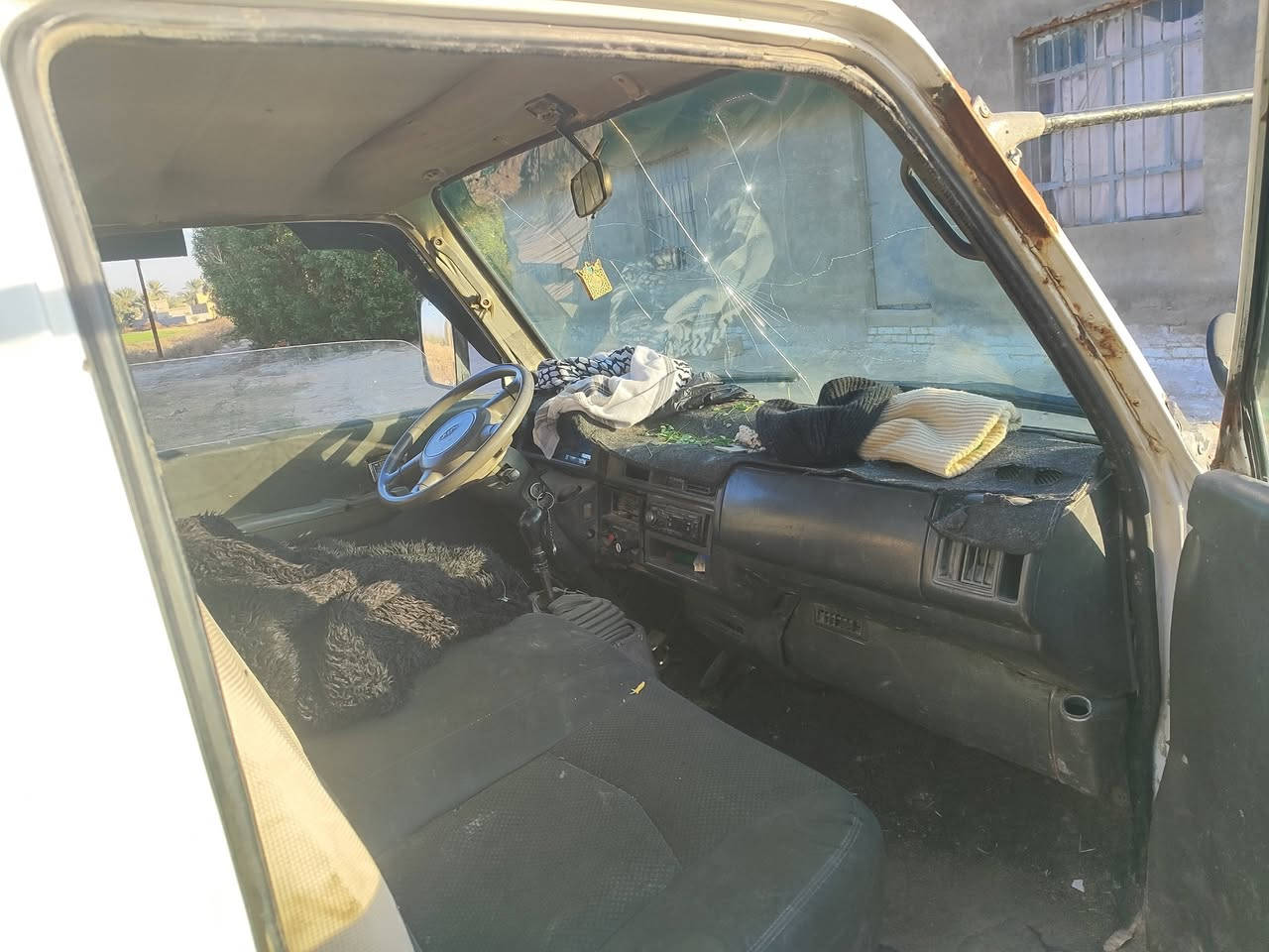 السلام عليكم
كيا بنكو موديل 96
رقم انكليزي
بعدني ماشاد لوحات
مكينه وكير واكسل 
خير من الله 
السعر 45
وبيها مجال 
العنوان ذي قار
قضاء النصر
***********
