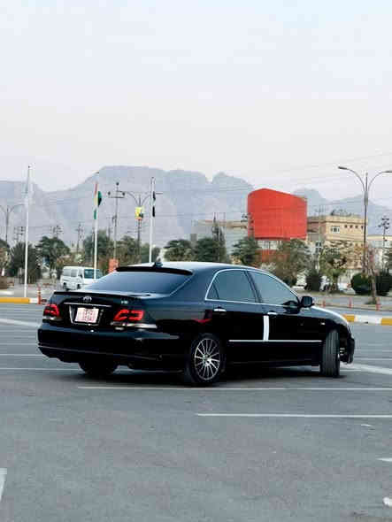 شاهینە براوە براوە
مۆدیل 2005 بەسمە ڕەش
گەورە بەگەورە 182
سڵایت
ئاوێنە شەفتو ئیشارەت
دەبڵ سپۆرت
کامل زینۆن
گەرمیوو ساردی بەشەرت
تازە ڕۆنی گۆڕاوە
پێنج بەسمە
شاشەو کامێرایە  
ویل ماسدیس 
برێگی نەبەسراوە
لەسەر ساغی ڕەنگ گۆڕاوی یابانە 
کامال سپۆرت شتێکی جوان 
سەیارەکە هی ماڵەهی محامەلەنیە 
شوێن ڕانیە 
*********** 
کۆتا سحری 45 کۆتایی
