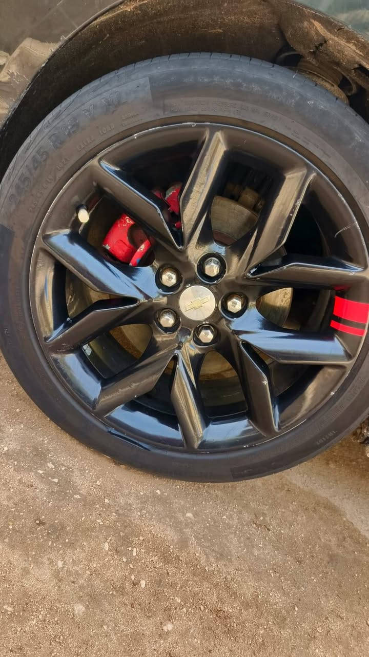 سلاام عليكم
عندي تخم ويل وتاير حجم 19 نضيف واحد منهن بي فطر بصسيط ومصلح اريد مراوس اب حجم 18


**إذا كنت صاحب هذا الإعلان وتريد حذفه لأي سبب، رجاءا أرسل رسالة إلى الدعم الفني**