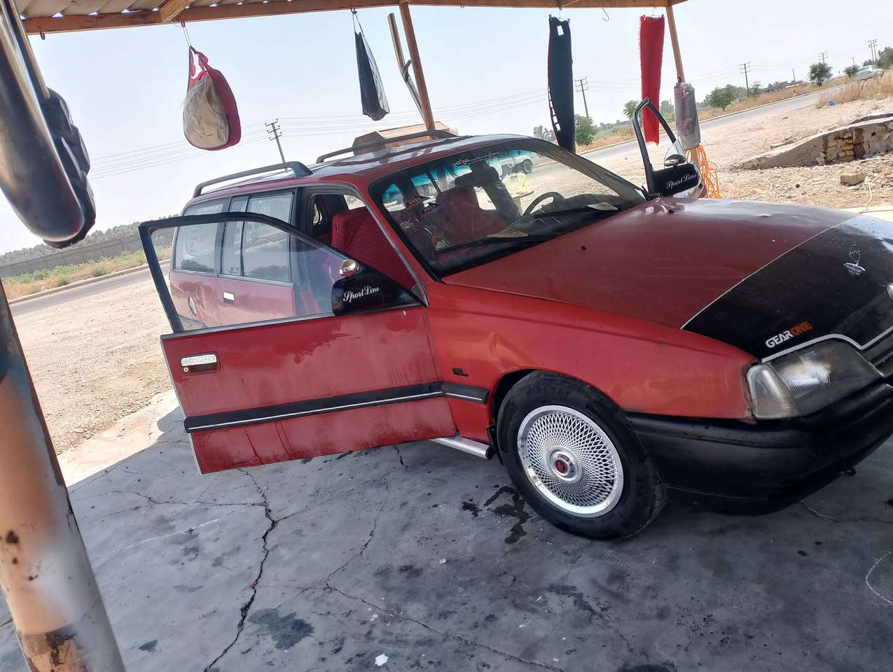 سلام عليكم  اوبل استيشن للبيع او امراوس حسب القناعة
رقم ديالى الماني سنوية صاقطة صار سنتين شرط التحويل
مكينة 2000 عنوان ديالى شهربان المقدادية 
السعر 22اوبيهة مجال حك الجية  ***********
