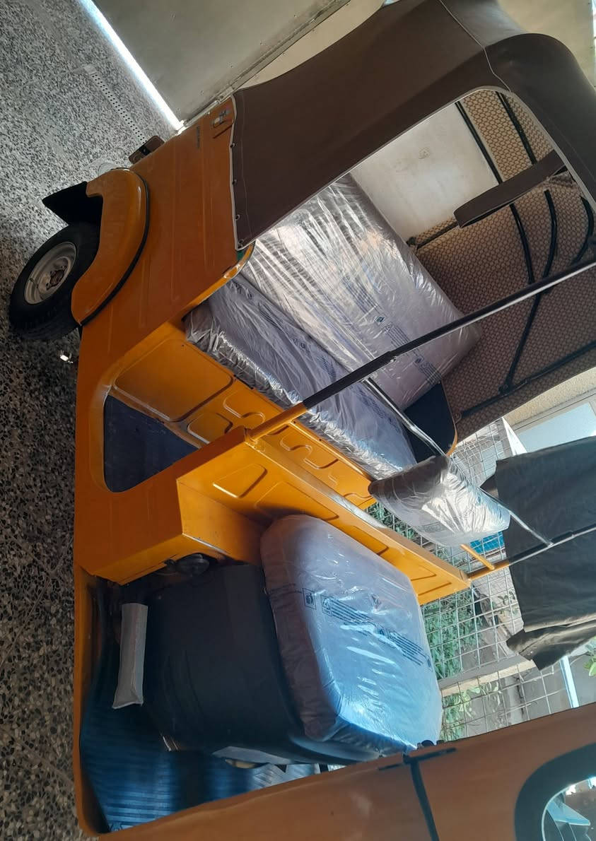 اسلام عليكم تكتك رقم وسنوية مديل ٢٠ البيع الاستفسار ***********
