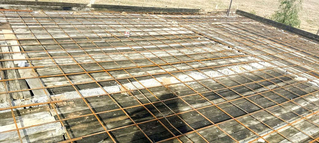 السلام عليكم 
يوجد قالب نجارة للعمل في الزاب والقرى المجاورة سقف رباط تسليح تريد قطعي تريد بالمتر للاستفسار 
أتصل 
*********** اخوكم اسطة انور
