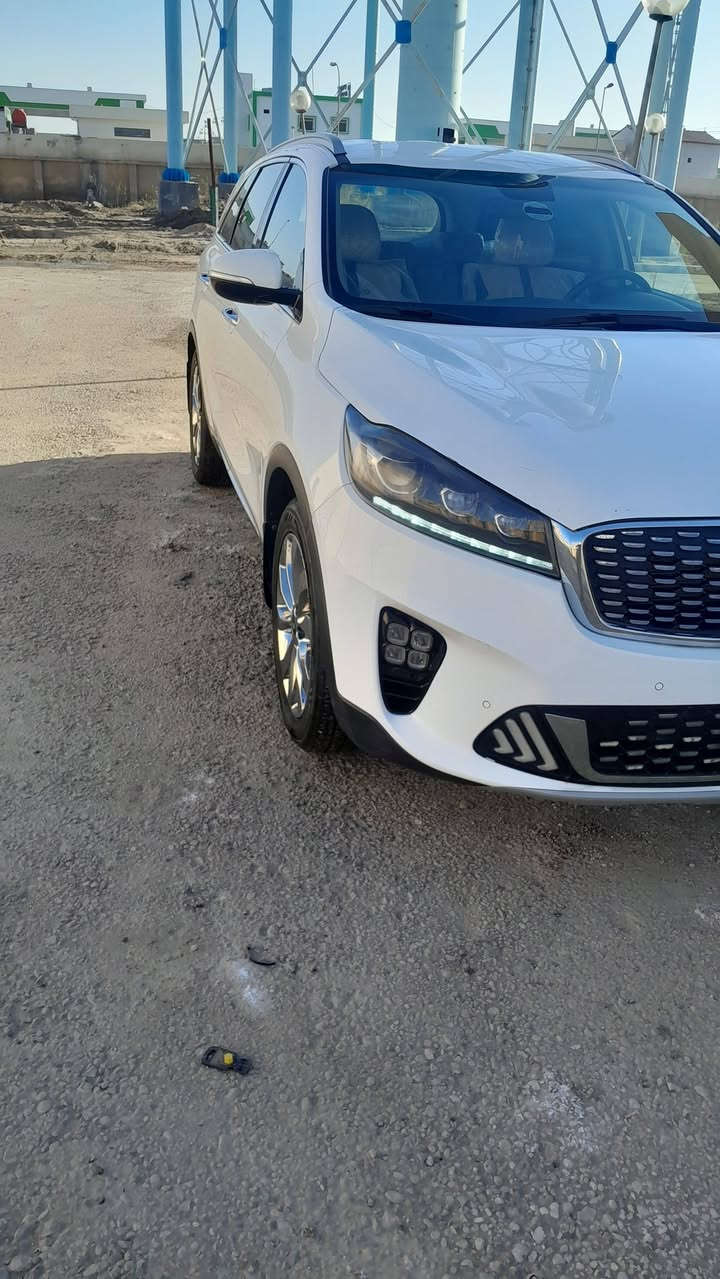 السلام عليكم سورنتو ٢٠٢٠ خليجي كفاله عامه مكينه V6 رقم بغداد وين ما ايعجبك اتحول مواصفات
شاشه كبيره 
ثلاث عدسات 
ثلاث انضمه قياده
حساسات خلفيه 
حساسات خلفيه
تحكم جهتين
٧راكب
كشنات جلد بلادي
كراسي كهرباء
لد امامي خلفيه
٣قطع تبريد بيانو
شحن واير لس
كامره دواره تخم تاير جديد حداديه جديده 
العنوان بابل ناحية الطليعه 
السعر 235 مع المجال للإستفسار اكثر اتصل على ***********
