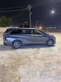 تيوتا سينا هايبرت موديل ٢٠٢٣ موصفات فول السعر ٢٧٥ وبيه مجال للطيبين لل...