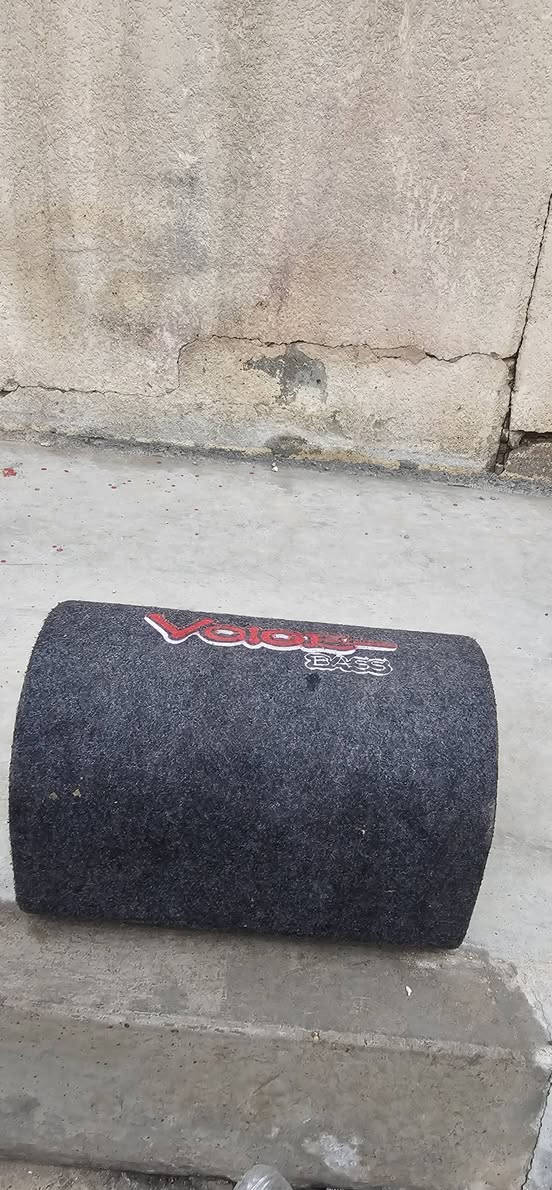 السلام عليكم مضخم شغال صوتو فول السعر 40 الرقم ***********
