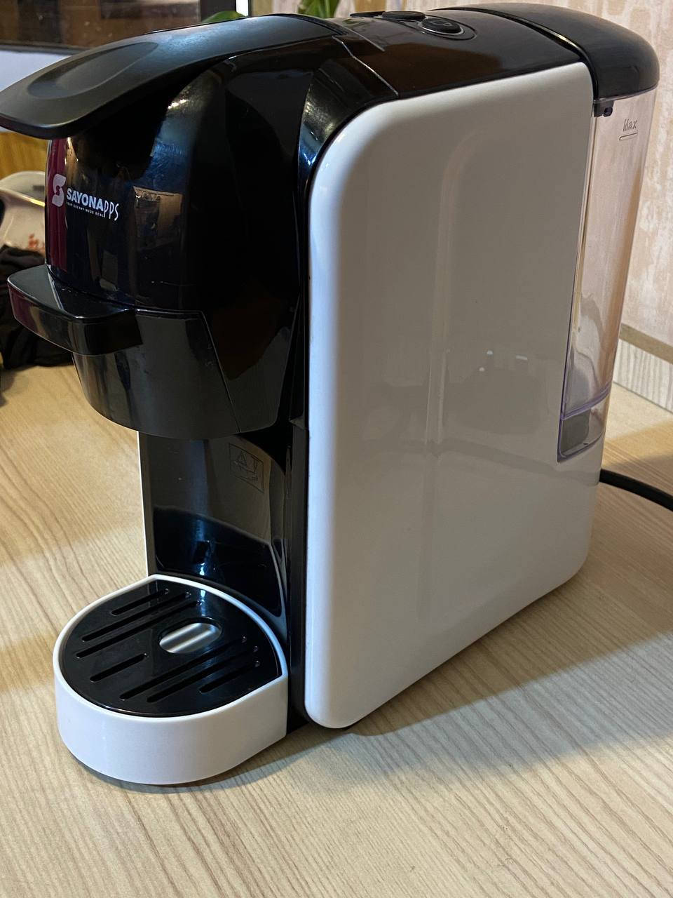 سلام عليكم
مكينة قهوة 
لبيع مع ملحقات كاملة
ومكينة غزل بنات 
جديدات 
استعمال 
قليل
وسعر 40 الف 
الاستفسار ***********
🛑🛑لا يوجد توصيل 🛑
