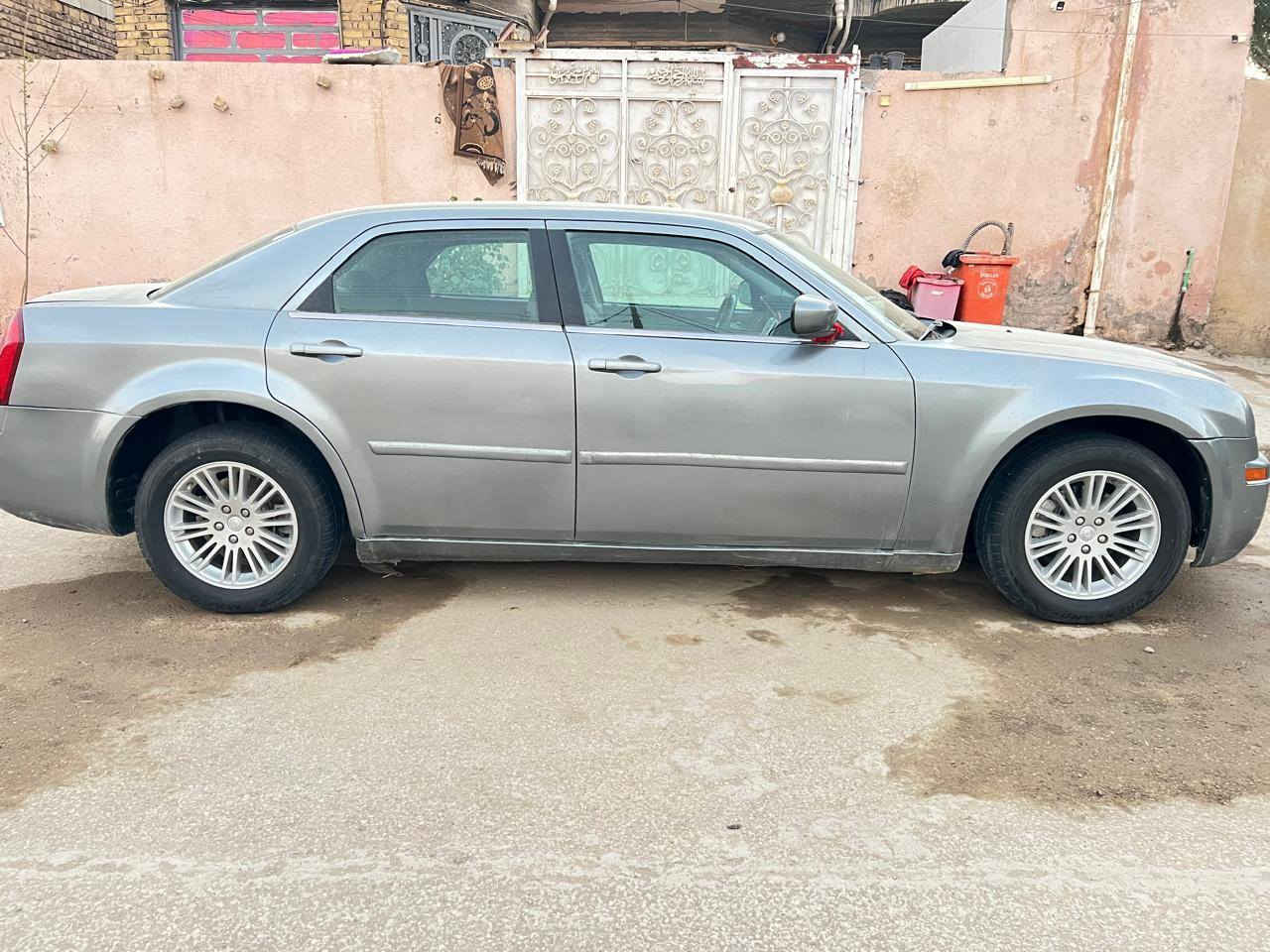 اوباما موديل ٢٠٠٧ مكفوله ضربه او تبديل بيه مكانات صبغ أثر جراد رقم ذي قار السعر ١٠٠ او بيه مجال قليل مكان السياره ذي قار قضاء الشطره
حداديه جديده
كهربائيات شغاله
مكينه وكير تبريد كله تمام 
***********
