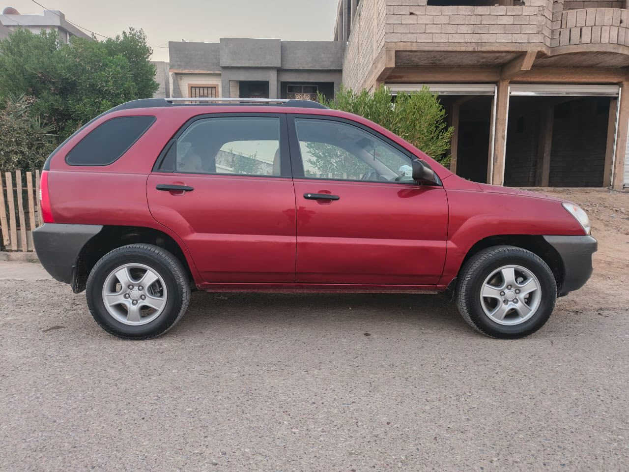 للبيع بسعر مناسب سبورتج 2007
دفتر100$

صور السونار مرفقه مع الصور

عنوان تكريت

***********
