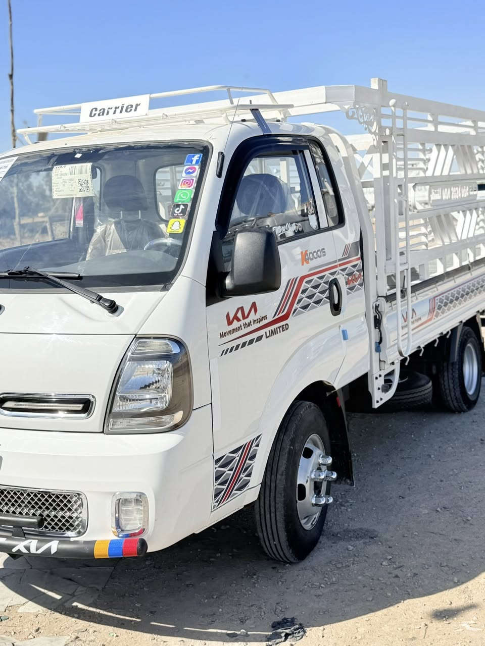 السلام عليكم للبيع كيه فحل موديل2022ماشيه135
السياره كفاله عامه محجر تحويره تاير خلفي14ستد27
مكان السياره الديوانيه
***********
