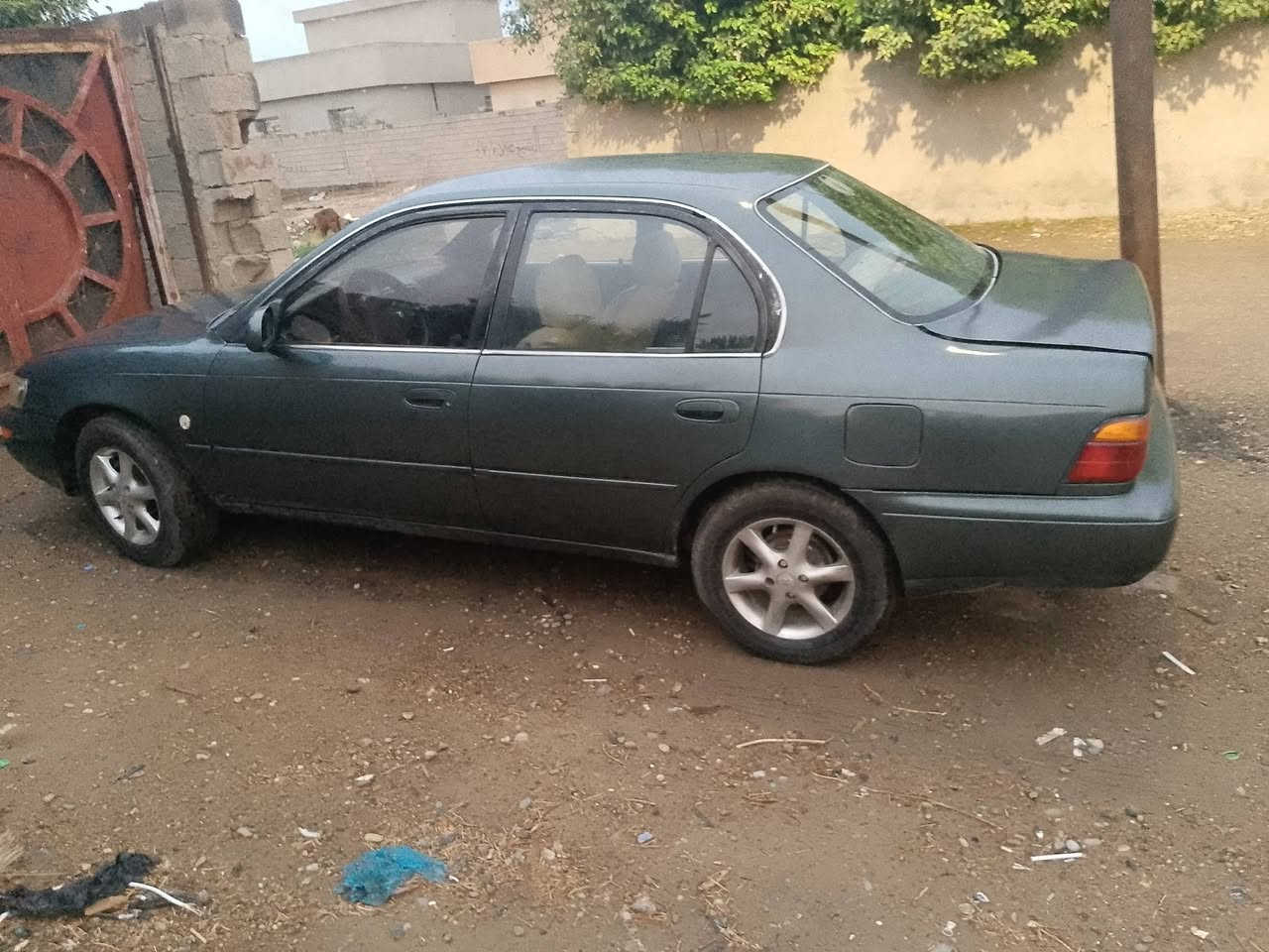 السلام عليكم ورحمة الله
للبيع فقط 
كورله مديل 93
سنوية لل30بسمي 
صبغ عام 
صدر كله جديد
دبلات جدد 
تايرات جدد 
بطاين بوب جدد 
باتري جديد 
كهربائيات كلهة جديد 
محرك مال كصة قبل فترة شديتة 
كير مال كصة قبل فترة شديتة 
اضوية كلهة شغاله فول 
داخل جديد 
دشبول جديد 
السيارة مصبوغة جديد حتة بعدة ما مبولشة 

     مكان السيارة صلاح الدين سامراء ناحية الحويش 

السعر 55وبيهة مجال قليل 
***********
