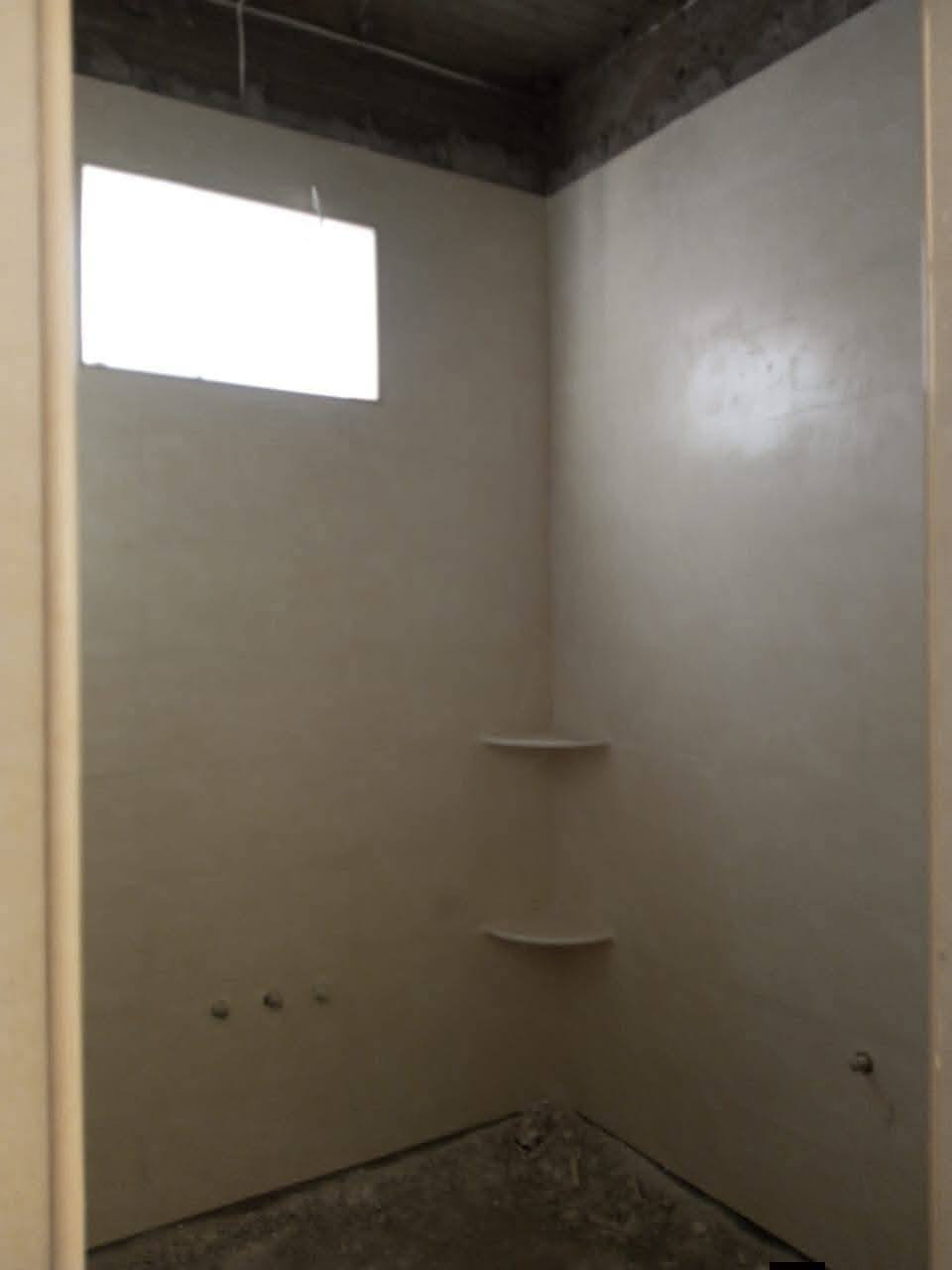 بيع مستعجل 
السلام عليكم  دار للبيع في حي الملايين الثانية تقطيع الملك المساحة الكلية [200] متر [105] بناء [95 متر ] حديقة وكراج على شارعين امامي وخلفي  الدار يتكون من ثلاث طوابق .
الطابق الاول : غرفة نوم وهول وستقبال ومطبخ وصحيات.
الطابق الثاني : ثلاث غرف نوم مع صحيات واحده منهم سويت.
الطابق الثالث : غرفة نوم وهول وسطح ناصي وعالي .
البيت مرحلة اولى كهربائيات وصحيات  مع سيراميك جدران كامل كوبنات حلان لبخ الواجها كامل  .
السعر المطلوب 125  مليون وقابل للتفاوض .
للاستفسار الأتصال على الأرقام التالية.
***********
يرهم مراوسة مع قطعة أرض .
