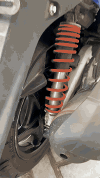 سلام عليكم ..

سكنس فحل كابريتر 
سلعة ومعدل 

دراجة جديدة بوشة 58ونص 
كهربائيات شغالة سلف هندر مكينة ناعمة كلش بيها منضومة زنون كلجات جديدة السعر (750) وبيها محلي العنوان بغداد جديدة ***********
