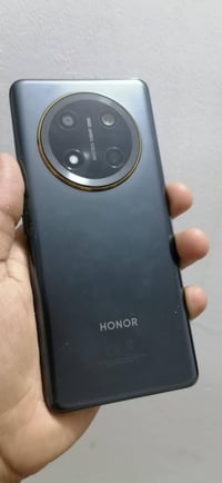 للبيع: جهاز هونر X9 سي – بغداد 📱 المواصفات والحالة: شاشة كبيرة وعالية ...