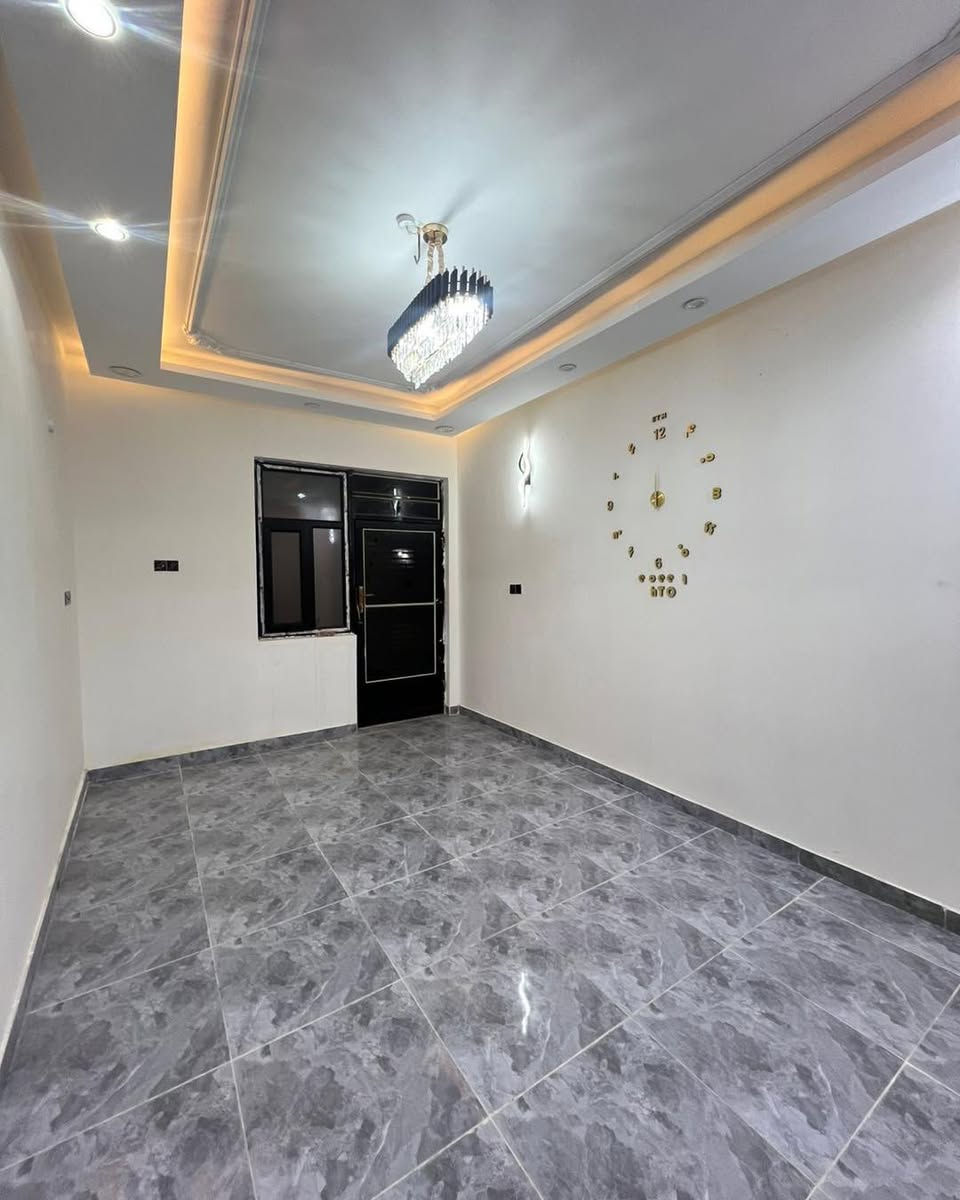 #دار للبيع او مراوس جديد مكتب اياد للعقار النجف الأشرف 
#دار   للبيع او مراوس حي القادسيه 110م طابقين 4غرف نوم الواجه 5نزال 20شارع 15

#موقع راقي ومثالي للسكن عندك عروض سكني او تجاري مراوس مراسله على وساب مكتب اياد للعقار 
#النجف الأشرف  # 
بناء حديث هندسي ، احدث التصاميم العصرية vip اشراف وتنفيذ البناء كادر VIP 
سارع الاتصال سعر جداً مناسب جيد 
الطابق الارضي 1غرفه وصاله وصاله مطبخ الطابق الثاني 3غرف نوم صاله صحيات 
***********/***********
 #مكتب_اياد  _للعقار  #بيع #شراء #عقارات
#اكسبلور #عقارات #اكسبلورexpIoreعقارتي #العراق #لايكات #نجف #دعوة #بغداد  مشاهدات # لايك # دعم مكتب اياد للعقار #
