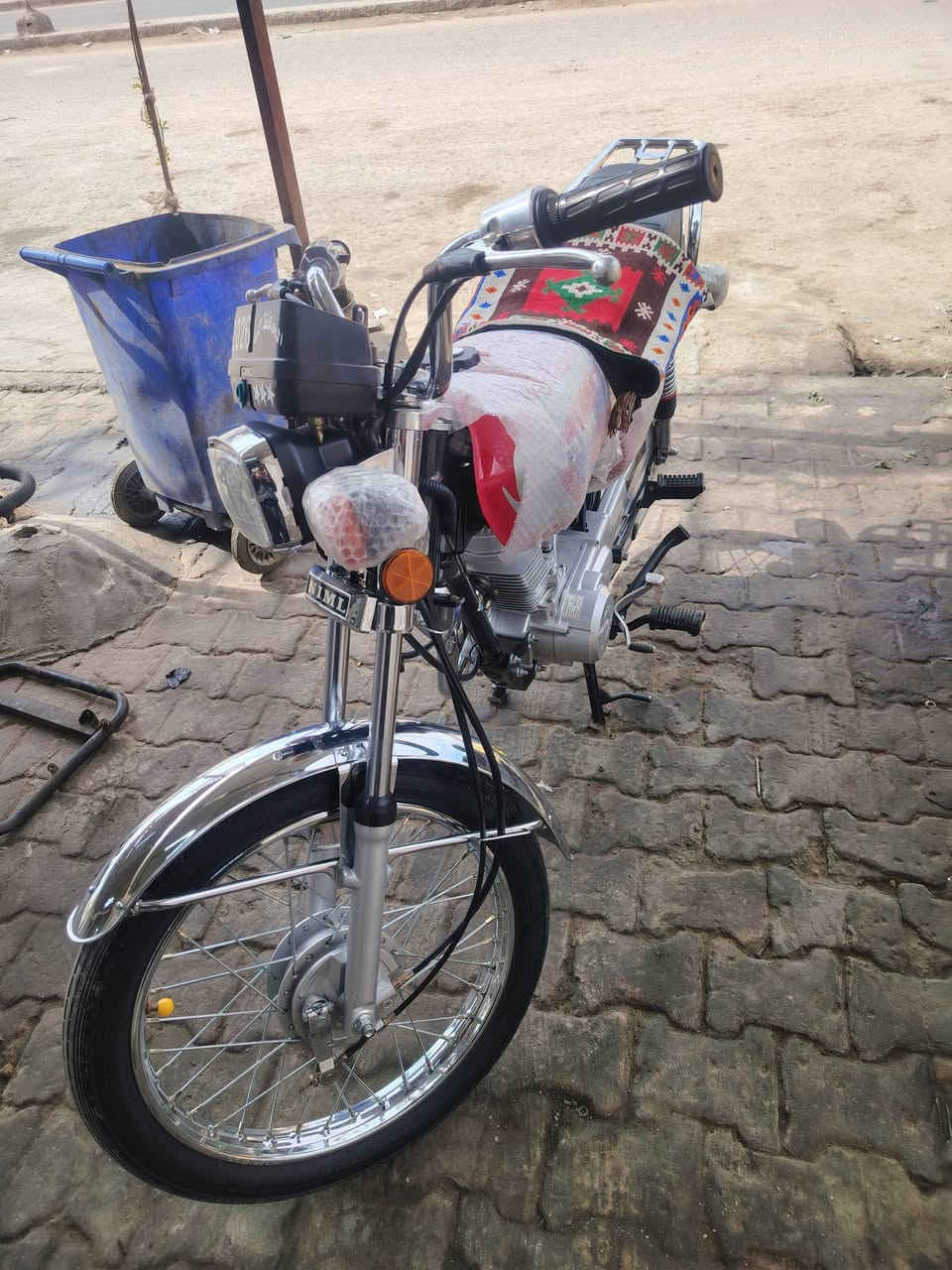 السلام عليكم شباب دراجه اربعه كير نامه امتياز البيع موديل 26 سكنر سعر  700  وبيه مجال مكاني ديوانيه الحمزه الشرقي  ***********
