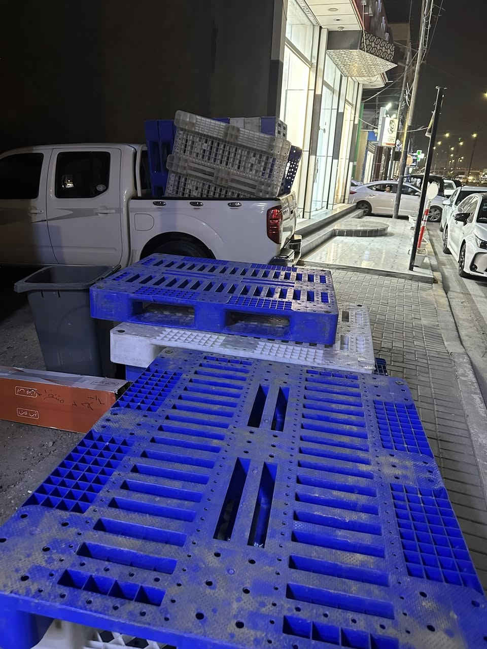 السلام عليكم سكيبات ثقيلة جدا نضافه جيد جدا السعر 35 الف موبايل ***********
البصره ياسين خريبط
